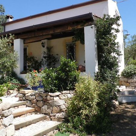 Villa Ferulas Oliena Exterior photo